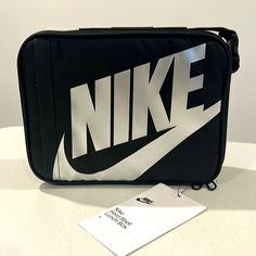 Up For Sale Is A New Nike Hard Shell Lunch Box. Nike Lunch Bags, Box Bags, Lunch Kit, Nike Bags, Lunch Box Bag, Nike Accessories, Kids Lunchbox, 7th Grade, Kids Lunch