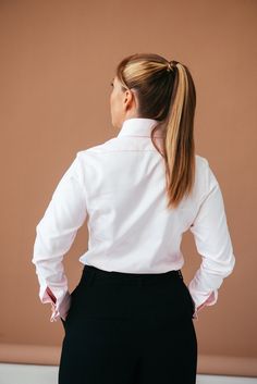 Elegant Cotton Blouse For Office Wear, Pink Long Sleeve Dress Shirt For Business Casual, Collared Slim Fit Business Blouse, Formal Spring Pink Shirt, Fitted Pink Shirt For Work, Pink Slim Fit Shirt For Formal Occasions, Cotton Office Blouse With Spread Collar, Formal Fitted Pink Blouse, Pink Dress Shirt With Spread Collar For Work