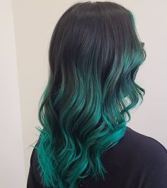 Black To Emerald Green Hair, Emerald Green Balayage Hair, Black And Green Balayage, Emerald Balayage Hair, Black And Green Hair Ideas, Emerald Green Highlights In Brown Hair, Green Balayage On Black Hair, Shego Hair, Green Bayalage