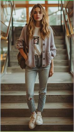 #Fashion #Style #Teen #Diversity #Confidence #Outfits #Empowerment #BodyPositivity #Inclusivity #Trendy #Modern #Chic #Elegant #Youth #Urban Confident Fashion, Weekend Getaway Outfits, Teenager Fashion, What Not To Wear, Hipster Women, Confident Style, Hip Style