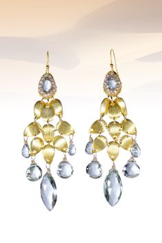 Express yourself with our eclectic women's earrings collection! Featuring a mix of styles, colors, and textures, these unique pieces are perfect for expressing your individuality. Shop now and show off your personal style. Gold Necklace Layered, Green Amethyst, Earrings Collection, Green Gold, Chandelier Earrings