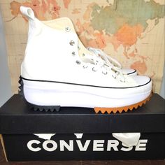 Converse Run Star Hike Hi White Black Gum Style #: 166799c Men's Size: 10.5 Condition: Brand New With Tags Original Box Included Ready To Be Shipped. Please Feel Free To Message Me If Additional Photos Are Needed. White Lace-up High-top Sneakers For Outdoor, White High-top Sneakers With Boost Midsole For Outdoor, White Custom Sneakers With Boost Midsole For Outdoor, Converse White Platform Sneakers With Studded Outsoles, White Low-top Custom Sneakers For Outdoor, White Canvas Shoes With Round Toe For Outdoor, White Round Toe Canvas Shoes For Outdoor, White High-top Sneakers For Outdoor, White Custom Sneakers With Round Toe For Outdoor