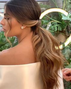 Curled Hair With One Side Pinned Back, Hairstyles For Strapless Dress Formal, Hair Styles For One Shoulder Dresses, Hairstyles For One Shoulder Dress Formal, Off Shoulder Dress Hairstyle, Bride Ponytail, Half Up Half Down Curls, Soft Hairstyles, Cute Ponytail Styles