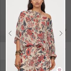 Sabyasachi X H&M. Wide-Cut, Boxy Blouse In Airy, Lightly Crinkled Chiffon. Wide Neckline With One Shoulder Exposed And 3/4-Length Sleeves With Narrow, Covered Elastic At Cuffs. Final Sale No Returns! Composition: Viscose 100% Chic H&m Blouse With Floral Print, Chic Floral Print Blouse By H&m, Sabyasachi Designer, Batwing Shirt, Boxy Blouse, Stylish Short Dresses, Boho Dresses, Dress Indian Style, Animal Print Blouse