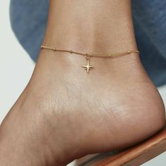 Minimalist Silver Anklet, Trendy Anklets, Jewelry Poster, Anklets Gold, Minimalist Anklet, Elegant Anklet, Silver Anklets Designs, Accessories Minimalist, Anklets Indian