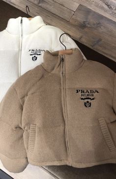 Prada Jacket, Skandinavian Fashion, Chique Outfits, Looks Street Style, Mode Inspo, Mode Inspiration, Dream Clothes, Cute Casual Outfits, Look Fashion