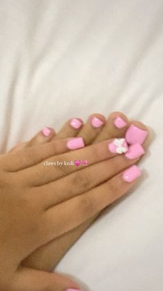 Pink Toenails Ideas, Bubble Gum Pink Gel Nails, Baby Pink Toes, Pink Toes Nails, Light Pink Toes, Pink Nails Simple, Short Pink Nails, Overlay Nails