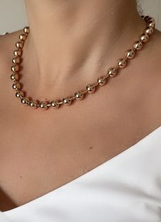 Necklace can be used 18-19.5 inch. It is very LIGHT because the best quality material is used in our products. It’s elegant appearance is made by jewelry. Condition: Brand New *Color: gold *Size; OS *18k gold filled Has rhodium finish for extra shine and also extra protection *Quantity: one piece *100 % lead and nickel free *100 % hypoallergenic *Will not tarnish or fade Elegant Gold Tarnish Resistant Necklace, Elegant Everyday Rose Gold Jewelry, Rose Gold Plated Jewelry For Party, Rose Gold Jewelry With Gold Chain For Formal Occasions, Party Jewelry In Gold-tone With Gold Beads, Gold Necklaces With Polished Beads For Everyday, Elegant Gold-tone Jewelry With Clavicle Chain, Elegant Gold-tone Clavicle Chain Jewelry, Everyday Gold Necklaces With Polished Beads