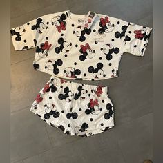 Bnwt Short Set, Oversized Top With Shorts . Mickey And Minnie Disney Pajamas For Women, Top With Shorts, Disney 2024, Disney Pajamas, Pajamas For Women, Mickey And Minnie, Oversized Top, Disney Trip, Short Set