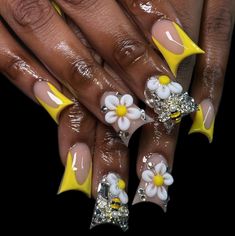 Summer Nails Yellow, Bee Nails, Nails Yellow, Acrylic Toe Nails, Cute Nail Art Designs