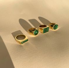 Legier Malachite Inlay with Diamond Round Stone Signet Ring Capricorn Scorpio, Sun Sign, Ancient Egypt, Signet Ring, 10k Gold, Egypt, Gemstone Rings, Force, Angeles