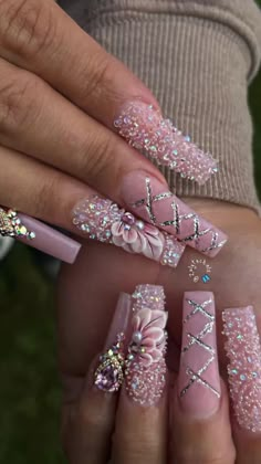 Nails 2023 Trends Bling, Diy Bling Nails, Flashy Nails Bling, Glam Bday Nails, Extravagant Nails Designs Long, Elegant Nails For Birthday, Cute Acrylic Nail Designs Birthday, Pink Nail Designs With Rhinestones, Glamour Nails Sparkle Bling Bling