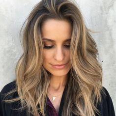 #beautymark Hazelnut Hair, Curls Hair, Spring Hair Color, Brown Hair Balayage, Hair Medium, Long Blonde, Summer Hair Color