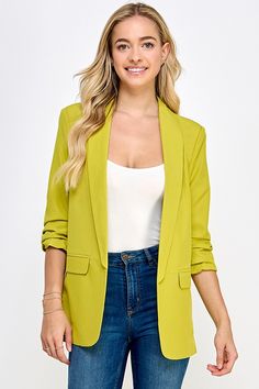 Yellow Blazer, Lightweight Blazer, Blazer Outfit, Jean Pants, Blazer Jeans, Boyfriend Blazer, Love Jeans, Green Blazer, Blazer Outfits