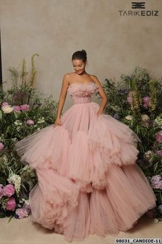 Tarik Ediz Evening Dress Tarik Ediz: 98031- Candide Ruffled Tulle Dress, Ruffled Formal Dress, Tool Dress Tulle, Flower Ruffle Dress, Big Tulle Dress, Big Dress Poses, Pink Big Dress, Big Dress Photoshoot, Formalite Dress