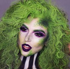 Scary Leprechaun Makeup, Lady Beetlejuice Makeup, Bettle Juice Make Up Women, Womens Beetlejuice Costume Makeup, Beatle Juice Make Up, Beetlejuice Costume Female Makeup, Girl Beetlejuice Makeup, Beetlejuice Cosplay Female, Beatle Juice Costume Women