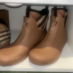 Authentic Burberry Rain Boots Worn Three Times They Are Socks That Goes In The Boot. Runs Big Size 9 Burberry Rain Boots, Burberry Shoes, Winter Rain, Big Size, Rain Boots, Burberry, Socks, Women Shoes, Running