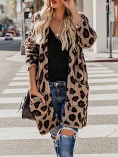 Print Outerwear, Leopard Print Outfits, Quoi Porter, Leopard Print Coat, Leopard Cardigan, Leopard Print Cardigan, Print Coat, Casual Date, Autumn Style