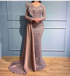 Ball Dresses Modest, Dresses With Extension, Dresses With Extension Soiree, Modest Lace Dress, Soiree Party, Nigerian Lace Styles Dress, Chic Evening Dress, Classy Gowns, Lace Dress Design