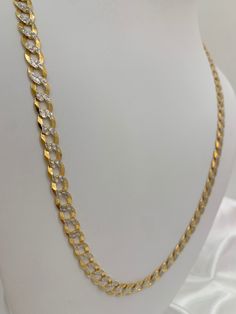 -14K Cuban chain  - 100% gold.  -Beautiful diamond cut chain in White Gold. - Ideal for daily use. -7MM thickness. -Size 24" inches.  -Item sold by piece. Weight undetermined. White Gold Cuban Link Chain Necklace With Diamond Cut, Elegant Cuban Link Necklace With Diamond Cut, Gold Cuban Link Necklace With Diamond Cut, Gold Cuban Link Necklace With Diamond Cut As Gift, Gold Diamond Cut Cuban Link Necklace Gift, Gold Cuban Link Necklace Diamond Cut Gift, Cuban Link Chain Necklace With Diamond Accents, Gold Diamond-cut Cuban Link Necklace Gift, Gold Link Chain Necklace With Diamond Accents