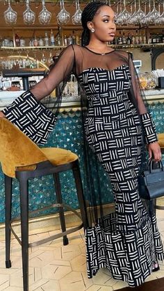 Flare Sleeves Pattern, Afrikaanse Mode, Strapless Bodycon Dress, 2 Piece Outfit, Flare Sleeve Dress, African Fashion Women Clothing, Ankara Style, African Print Dress, African Fashion Women