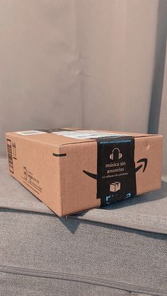 Pedido de Amazon, Amazon México, aesthetic, filtro, entrega, iPhone, compras por internet, AmazonPrime, foto, Amazon Package Aesthetic, Amazon Boxes Aesthetic, Amazon Box Aesthetic, Amazon Packages Aesthetic, Female Genius, Package Aesthetic, Manifest Life, Goals 2024