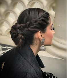 Hairstyle Easy, Braided Hairdo, Bridal Hair Buns, Hairstyles For Medium Length Hair Easy, Updos For Medium Length Hair, Bridal Hairstyle, Messy Bun Hairstyles, The Hardest Part