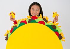 Diy Taco Costume, Felt Taco, Taco Halloween Costume, Diy Costumes Kids Boys, Taco Costume, Diy Fantasia, Sew Halloween Costume, Costumes 2023, Sew Felt