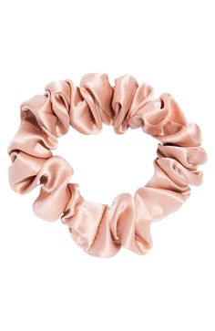 The L. Erickson USA Small Pony - Silk Charmeuse is a fun accent piece and staple hair accessory. This small scrunchie is handmade in America and features an elastic band covered in a luxurious, gentle fabric. Whether you are looking for an easy hair style, a flirty accent to your outfit, or the perfect wrist accessory - this ponytail holder is a great addition to your wardrobe! This small satin scrunchie comes in many popular colors and prints, including vibrant solids, luxurious leopard prints, Hair Accessories Ponytail, Wrist Accessories, Leopard Prints, Claw Hair Clips, Casual Hairstyles, Easy Hair, Hair Sale, Wide Headband, Body Brushing