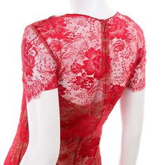 For Sale on 1stDibs - This vintage Bill Blass Spring Summer 1997 runway dress is simply incredible! This stunning evening dress is in a gorgeous, intricate red lace and it has Fitted Evening Dress With Delicate Lace, Red Lace Evening Dress With Lace Bodice, Elegant Red Evening Dress With Lace Bodice, Red Evening Dress With Lace Bodice, Red Fitted Lace Dress With Scalloped Edges, Red Fitted Lace Dress With Scalloped Lace, Fitted Red Lace Dress Elegant Style, Elegant Red Fitted Lace Dress, Elegant Red Lace Dress With Scalloped Lace