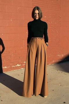 Black Palazzo Pants Outfit, Plazo Pant, Palazzo Pants Outfit, Wide Legged Pants, Trendy Outfits Winter, Chic Pants, Trendy Winter, Lady Fashion, Stylish Pants