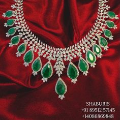 Indian Diamond Necklace, Silver Jewelry Indian, Silver Market, Diamond Necklace Indian, Bridal Indian, Silver Jewellery Indian, Necklace Indian, Indian Necklace, Silver Collection