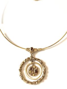 Lia Sophia gold tone necklace with round pendant with brown crystal Lia Sophia, Enamel Flower, Gold Tone Necklace, Silver Spring, Green Necklace, Choker Necklaces, Round Pendant, Flower Necklace, Alex And Ani Charm Bracelet