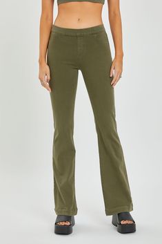 Flared from knee to hem, these green jeans feature soft stretch denim and a flattering high-rise waist. Mid Rise Flare Jeans, Stylish Wardrobe, Green Jeans, Black Flare, New Tops, Military Green, Formal Wear, Short Tops, Jeggings