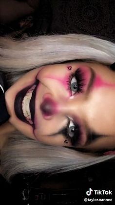 Clown Halloween Makeup Idea Halloween Costumes For Blonde Hair Women, Simple Clown Halloween Makeup, Pretty Clown Makeup Halloween, Pink Makeup Halloween, Clown Make Up Cute, Clown Make Up Aesthetic, Halloween Clown Makeup Aesthetic, Clown Makeup Red And Black, Maquillaje Halloween Aesthetic