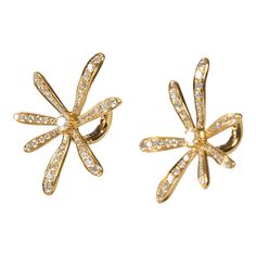 These gorgeous flower earrings elevate any outfit you have on. We recommend for dress up occasions but let those include date nights, fun lunches and then of course weddings and parties.  1.31 Ct Diamonds;   Exact dimensions are unknown. Please reach out in the seller Q&A for any questions on measurements. Formal Flower Diamond Earrings, Formal Flower Shaped Diamond Earrings, Diamond Flower-shaped Earrings For Formal Occasions, Elegant Yellow Gold Flower Earrings For Parties, Elegant Flower Shaped Clip-on Earrings For Evening, Elegant Flower Clip-on Earrings For Evening, Diamond Flower-shaped Earrings For Party, Party Diamond Earrings In Flower Shape, Diamond Flower-shaped Party Earrings