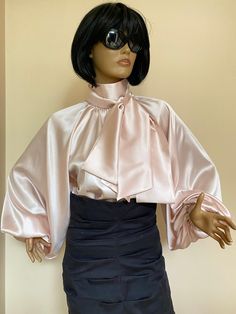 "This is a very stylish Womens Satin blouse. It is comfortable and cozy. Made for a free flowing fit. Great for all year around and for any special occasion or casual day can be dressed up or dressed down. SIZE CHART SIZE S - US 6, UK 8, EU 36 bust: bust around 34.5\"/90cm Waist: waist around 27.5\"/70cm Hips: hips around 34.5\"/90cm SIZE M - US 8, UK 10, EU 38 bust: bust around 37.5\"/95cm Waist: waist around 29.5\"/75cm Hips: hips around 37.5\"/95cm SIZE L - US 10, UK 12, EU 40 bust: bust arou Satijnen Blouses, Satin Bow Blouse, Tuxedo With Tails, Cocktail Rose, Puffy Sleeves Blouse, Black Satin Blouse, Victorian Collar, Prom Skirt, Satin Bluse