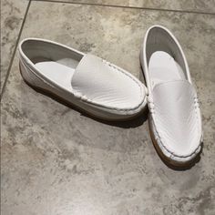 Style Up! Perfect. Brand New. Boat Shoes/Loafers To Dress Up Any Outfit. 5 Kids, Shoes Loafers, Coloring For Kids, Loafer Shoes, Boat Shoes, Kids Shoes, Dress Shoes, Kids Shop, Color White