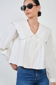 White scalloped giant collar shirt | Glassworks London Satijnen Blouses, Sew Projects, London Free, Clothes Patterns, Buy Now Pay Later, Collar Shirt, Summer 2023, White Fashion, Office Outfits