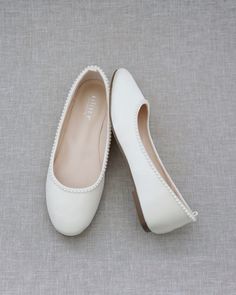 Bride Shoes Flats, Winter Wedding Shoes, Shoes For Brides, Bridal Shoe, Bridal Flats, Reception Details, Wedding Shoes Flats, Women Flats, Bride Shoes