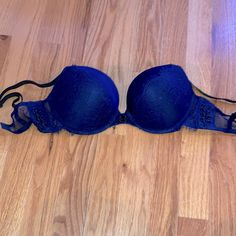 New Never Worn Navy Blue Lace Very Sexy Victoria Secret 32d Push Up Bra 32d Bra, Victoria Secret Bras, Push Up Bra, Blue Lace, Push Up, Women's Intimates, Navy Blue, Bra, Navy