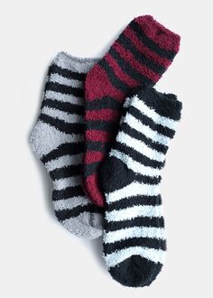 Super cozy and comfortable fuzzy socks Keep Your feet warm! Converse Hightops, Socks Aesthetic, Keychain Plush, Accessories To Buy, Fluffy Socks, Boo Basket, Dr Wardrobe, Fuzzy Socks, Dr Closet