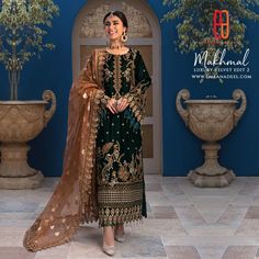 Pakistani Dress Long, Walima Ideas, Dress Styling, Embroidery Fashion Detail, Ladies Suit, Kameez Designs, Designer Kurti Patterns