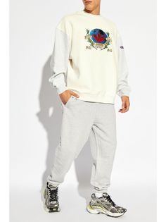 Find ADIDAS Embroidered-logo Sweatshirt on Editorialist. cream white cotton embroidered logo at the chest embroidered logo at the sleeve long sleeves ribbed cuffs and hem straight hem crew neck Adidas Sportswear Sweatshirt With Ribbed Cuffs, White Logo Patch Sweatshirt For Streetwear, Sporty Long Sleeve Sweatshirt With Logo Patch, White Logo Patch Sweatshirt, Casual Long Sleeve Sweatshirt With Logo Patch, Casual Oversized Sweatshirt With Logo Patch, White Long Sleeve Sweatshirt With Logo Patch, Adidas Relaxed Fit Sweatshirt Athleisure, Adidas Relaxed Fit Sweatshirt In Sportswear Style