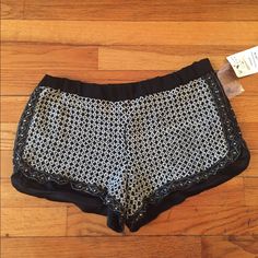 Black/White/Metallic Beaded Short- Hole At Seam As Shown- New With Tags, Never Been Worn. Zara Shorts, Zara Black, Zara, Black White, Womens Shorts, Black And White, Tags, Women Shopping, White