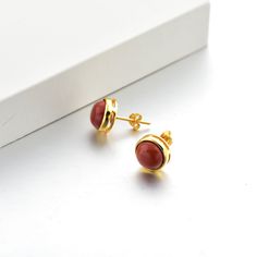 Lewa (Enduring Beauty) The Lewa earrings embody the simplicity of beauty that is timeless, featuring a significant gemstone that is encased within 9.2mm x 9.2mm sterling silver. Dimensions Earring size: 9.2mm x 9.2mm x 3.4mm Gemstone size: 8mm x 8mm Weight: 1.4g Material: 92.5% Sterling Silver Plating: Gold, Silver, Rose Gold Timeless Gold Gemstone Earrings, Minimalist Polished Round Earrings, Minimalist Gemstone Round Earrings, Round Minimalist Gemstone Earrings, Minimalist Round Earrings With Polished Finish, Minimalist Round Gemstone Earrings, Classic Sterling Silver Round Plug Earrings, Classic Round Sterling Silver Plug Earrings, Minimalist Jewelry With Polished Round Stone