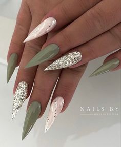 White And Green Wedding Nails, Stilleto Nails Designs, Glam Nails, Autumn Nails, Gorgeous Nails, Stiletto Nails