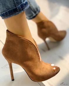 Elluis - Stylish V-Shape Cut Out Peep Toe Ankle Boots V Shape Cut, Peep Toe Ankle Boots, Peep Toe Boots, Chunky Heels Sandals, Dress Crafts, Fashion Materials, Stiletto Pumps, Long Boots, Body Contouring