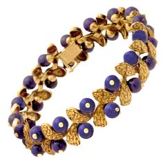 Ruby Diamond Bracelet, Emerald Jewellery, Van Cleef And Arpels Jewelry, Exotic Jewelry, Jewellery Diamond, Lapis Lazuli Jewelry, Purple Beads, Van Cleef And Arpels, Lapis Lazuli Beads