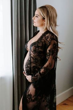 Pregnant woman wearing black lace maxi robe Black Scalloped Lace Top, Black Lace Maternity Dress, Maxi Lace Dress, Black Lace Kimono, Maternity Studio Photoshoot, Maternity Photography Poses Pregnancy Pics, Pregnant Model, Lace Maternity Dress, Maternity Photography Poses